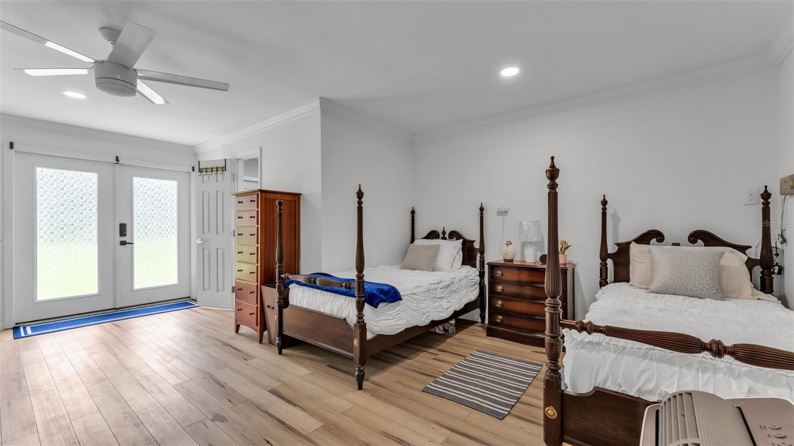 ACREAGE - Residential