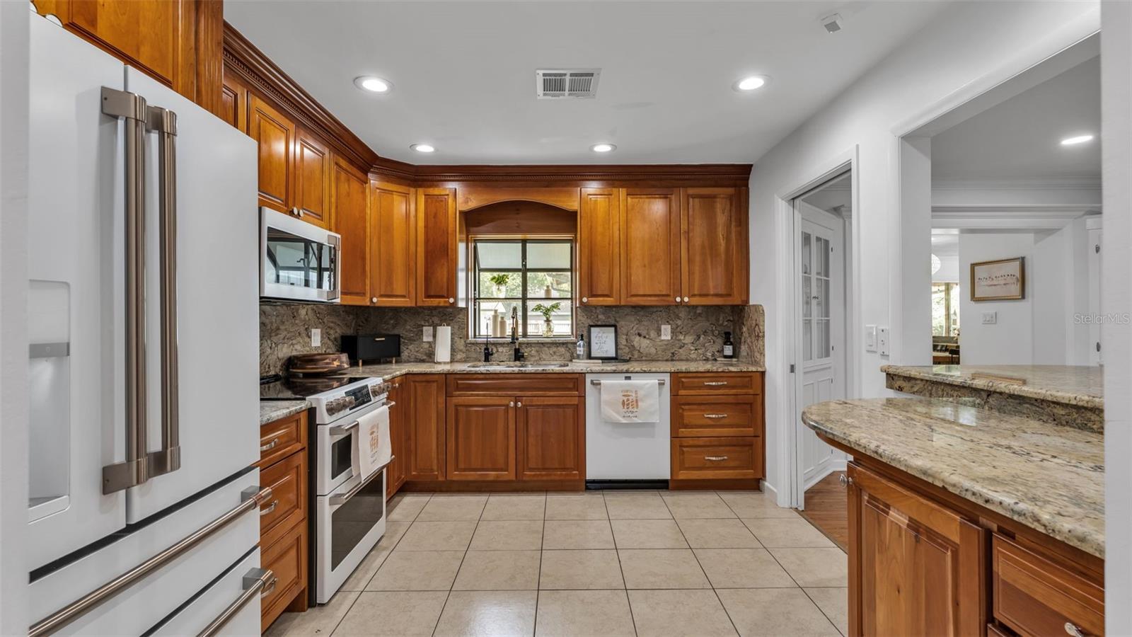 ACREAGE - Residential
