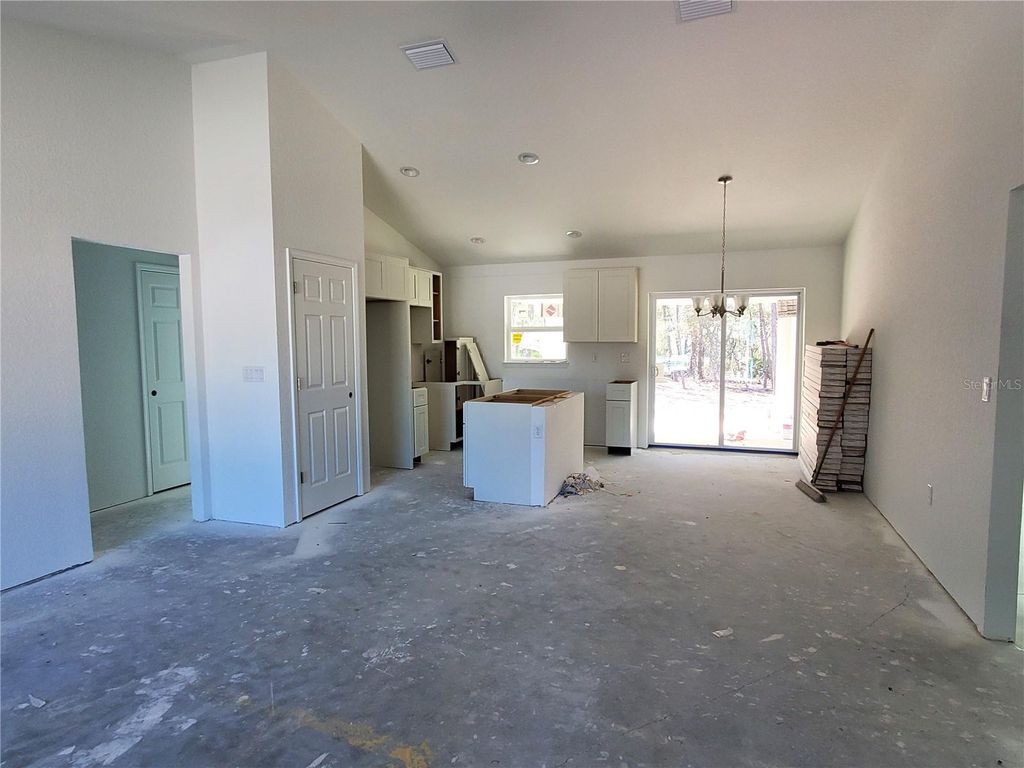 Photo of 14 Sequoia Trail Trak, Ocklawaha, FL 32179 (MLS # OM717717)