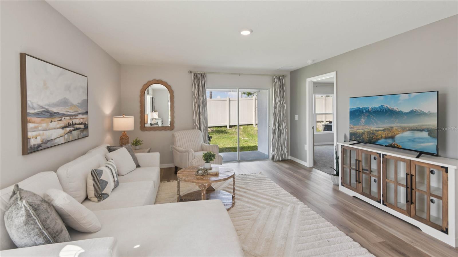 AVALON WOODS - Residential