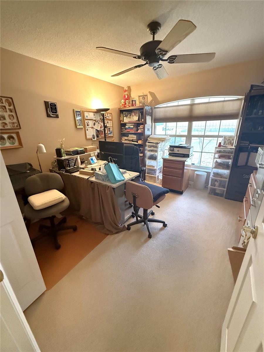 AUTUMN OAKS - Residential