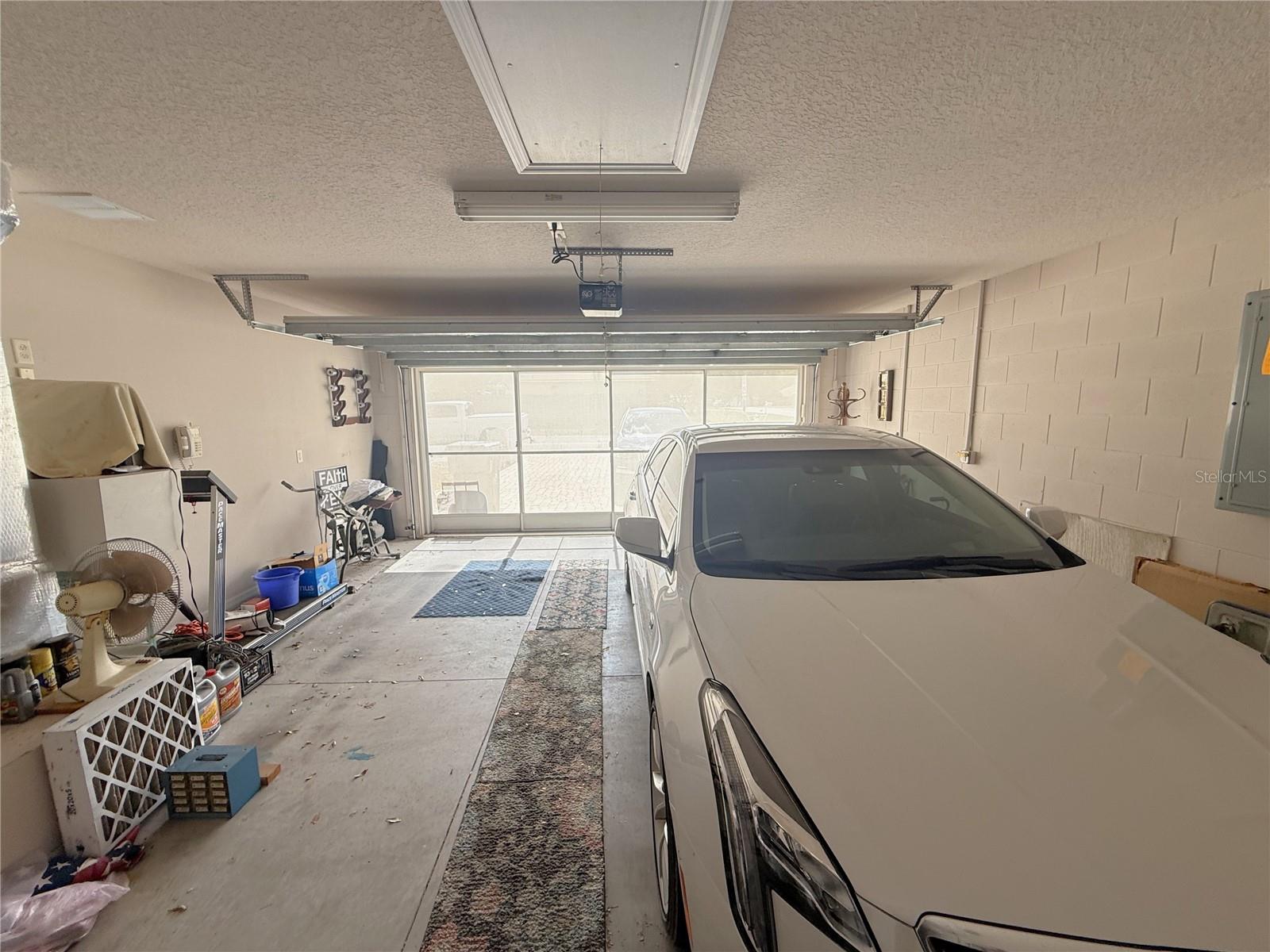 AUTUMN OAKS - Residential