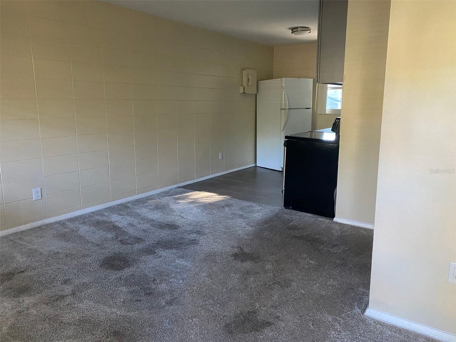SPRING LAKE TERRACE - Residential Lease