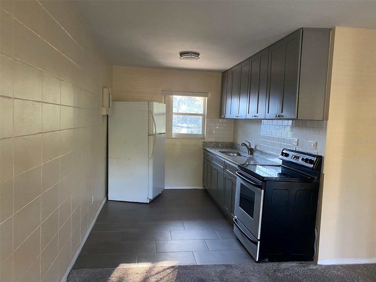 SPRING LAKE TERRACE - Residential Lease