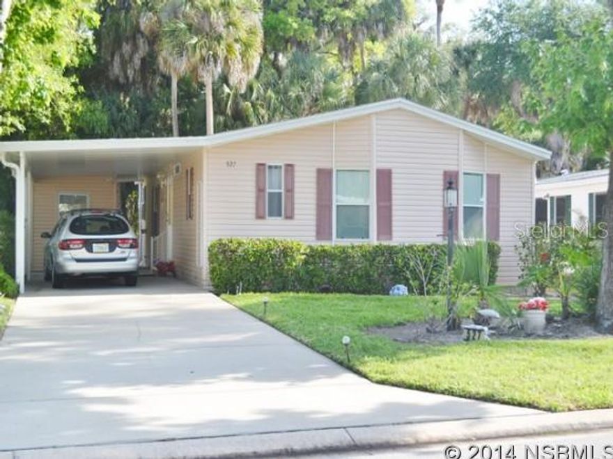 Well maintained 1994 Jacobsen home with new a/c in 2009, warranted fully to 12/2019.   New roof in 2005.  Smooth top stove.. new refrigerator in 4/14.  Eat in kitchen area looks out over the nature area-wathc the birds play.  Formal dining room has built in hutch.   Patio is screened and overlooks the natural area and has a large concrete paio off the porch for BBQ's w/friends or just relaxing.  Termite Bonded.  Come live close to the Clubhouse and heated pool and spa.  Edgewater Landing offers you so much ....come enjoy with all of us. ;Water: City