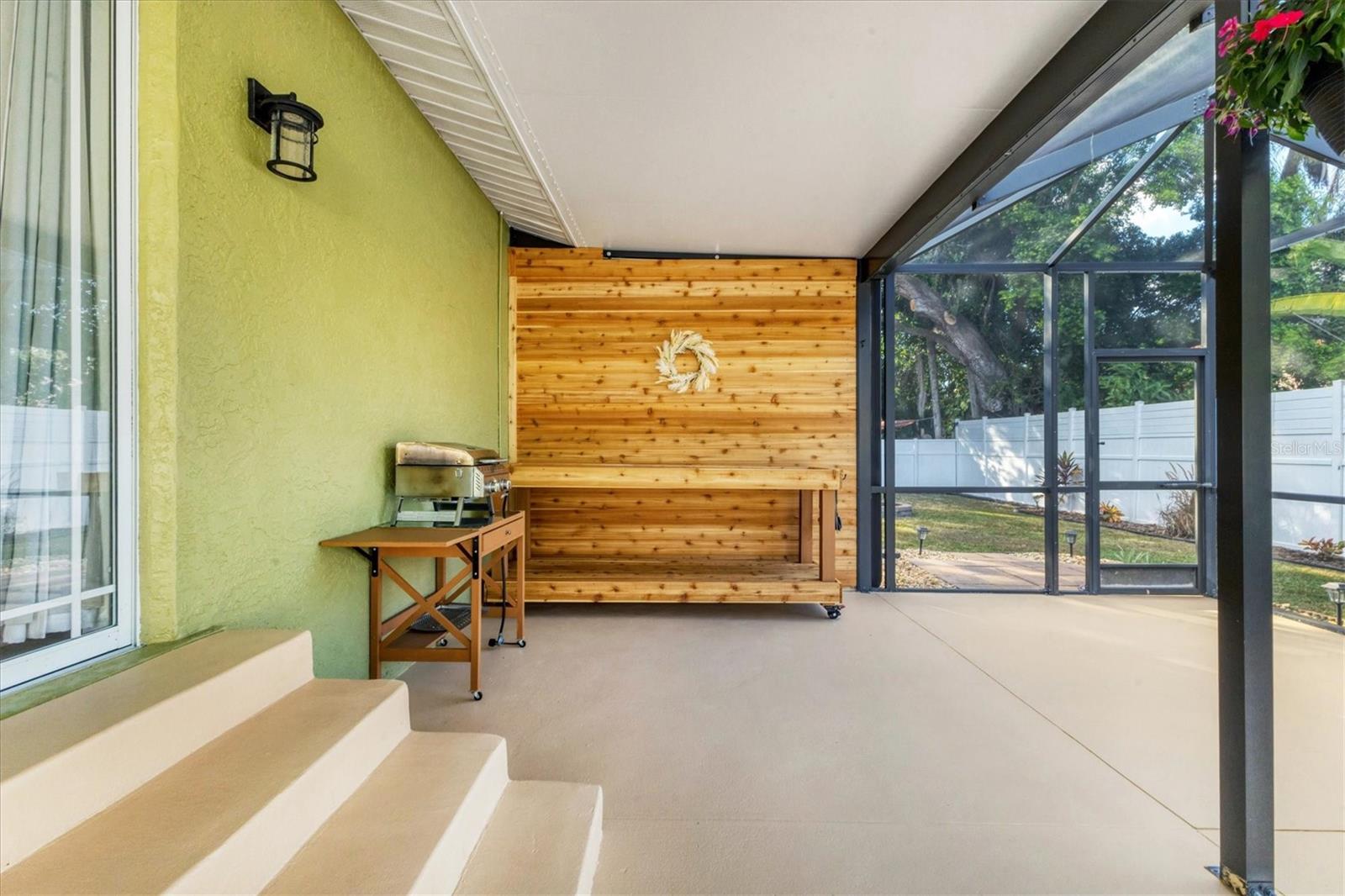 SUNNYBROOK - Residential