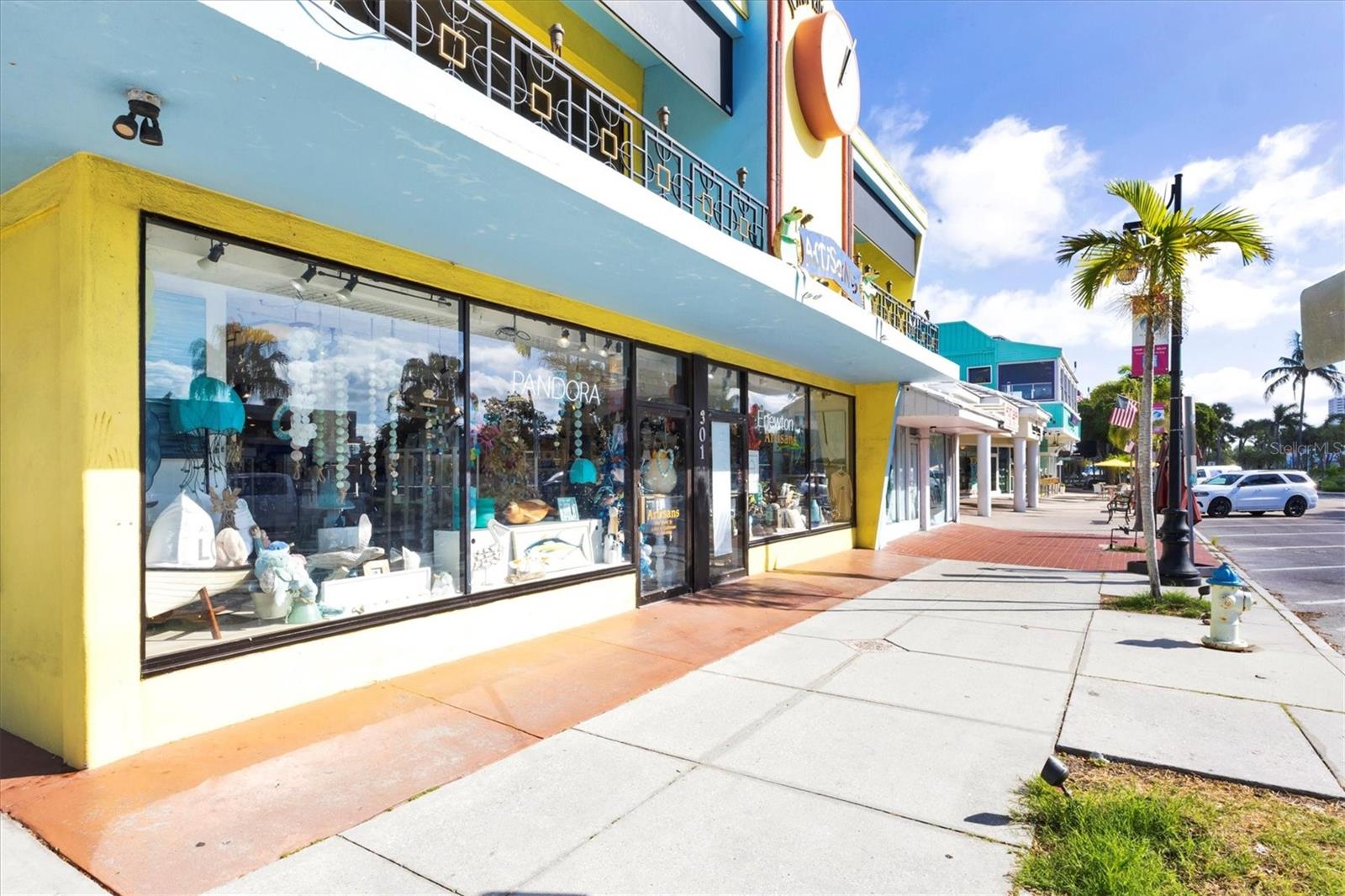 SUNNYBROOK - Residential