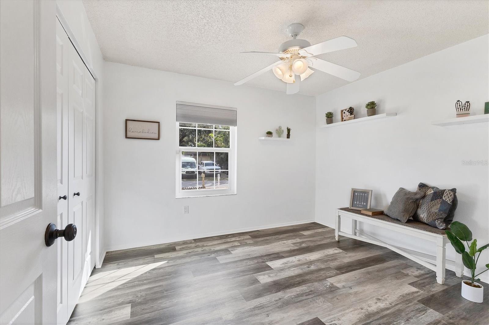 SUNNYBROOK - Residential