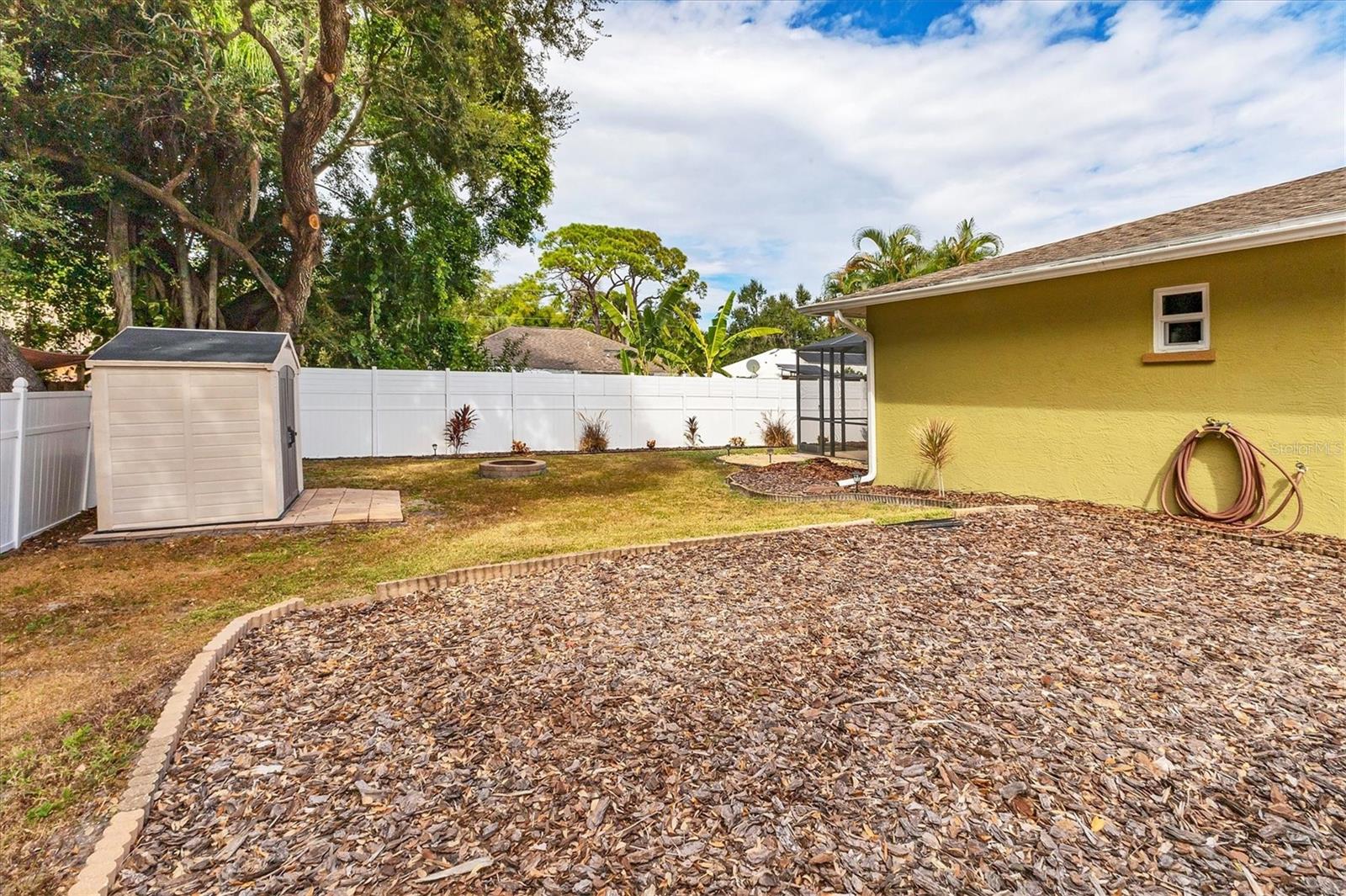 SUNNYBROOK - Residential