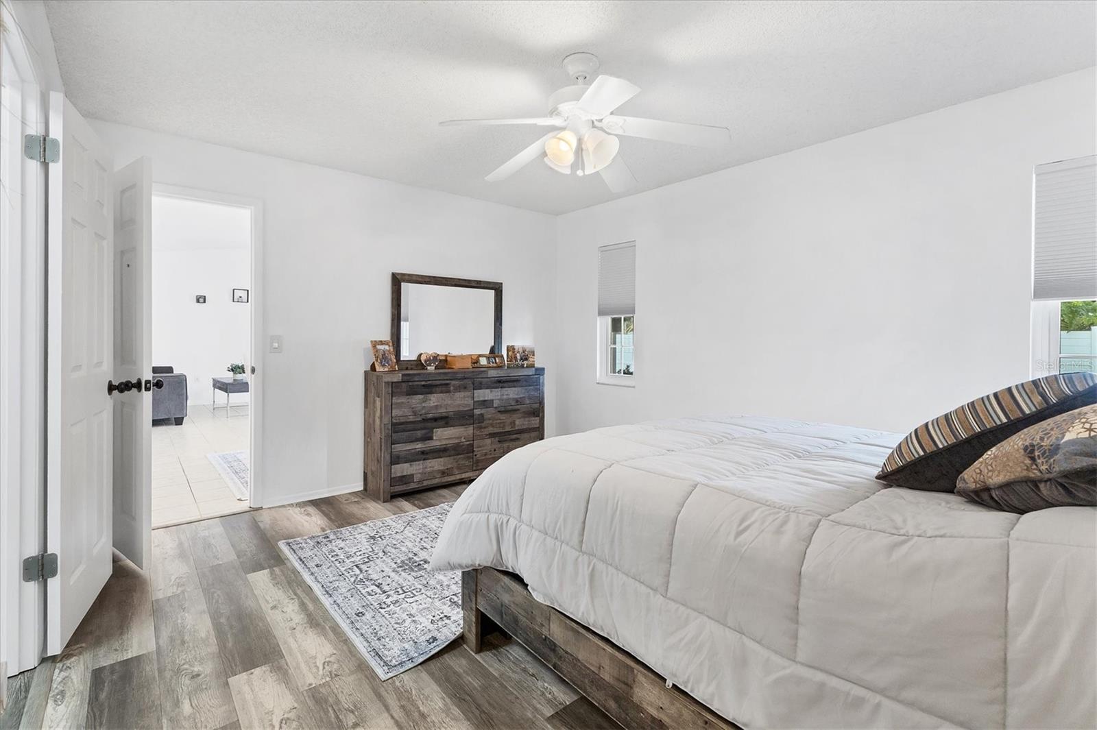 SUNNYBROOK - Residential