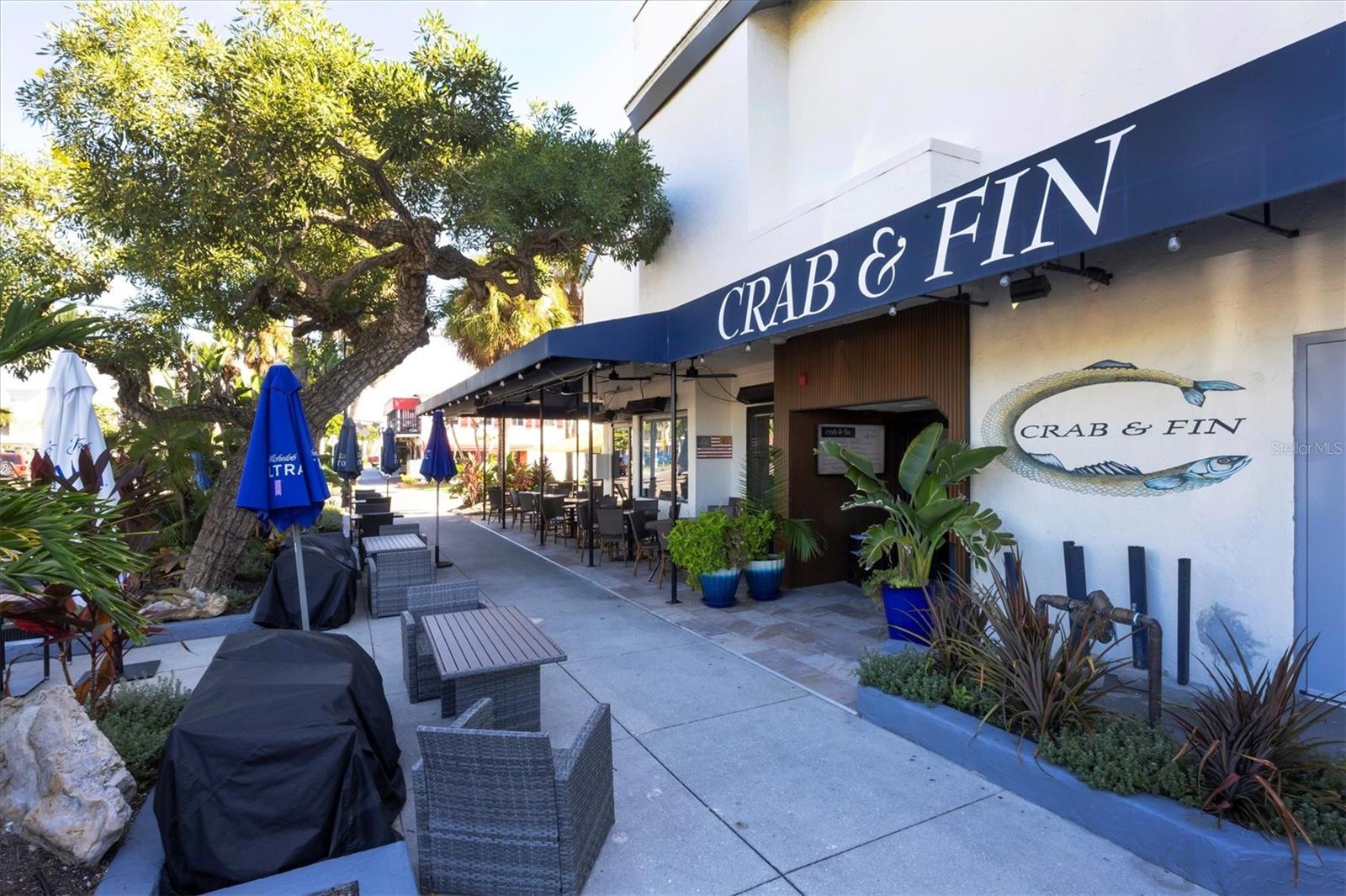 SUNNYBROOK - Residential