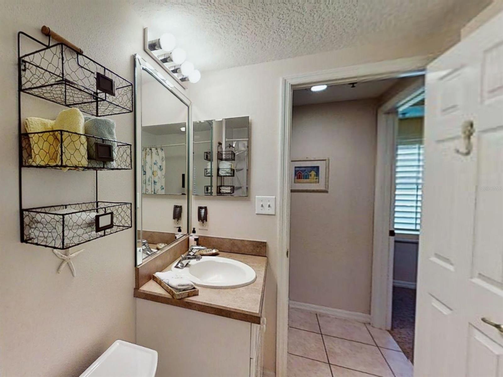 Ocean Walk Condo At Nsb Bldg 06 - Residential