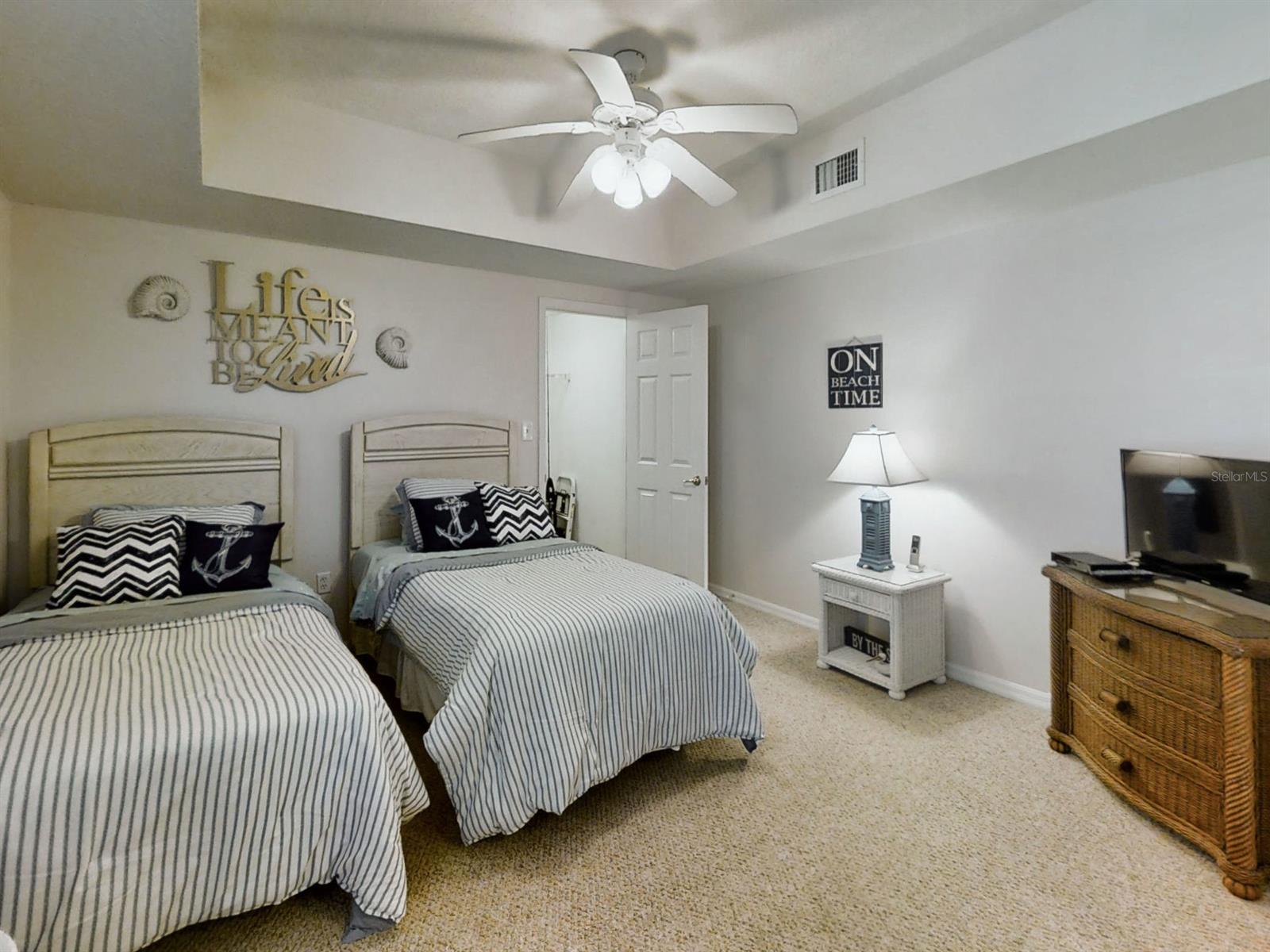 Ocean Walk Condo At Nsb Bldg 06 - Residential