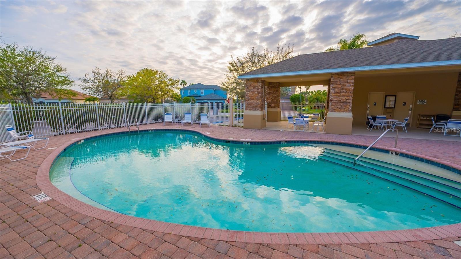 CASCADES AT SARASOTA PH IV - Residential