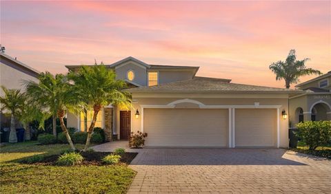 Photo of 6627 38th Lane E, Sarasota, FL 34243 (MLS # A4677863)
