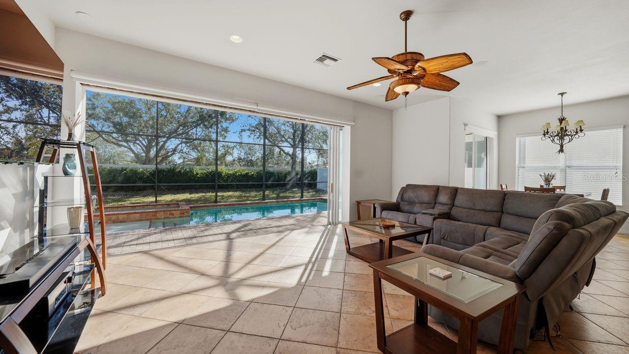 CASCADES AT SARASOTA PH IV - Residential