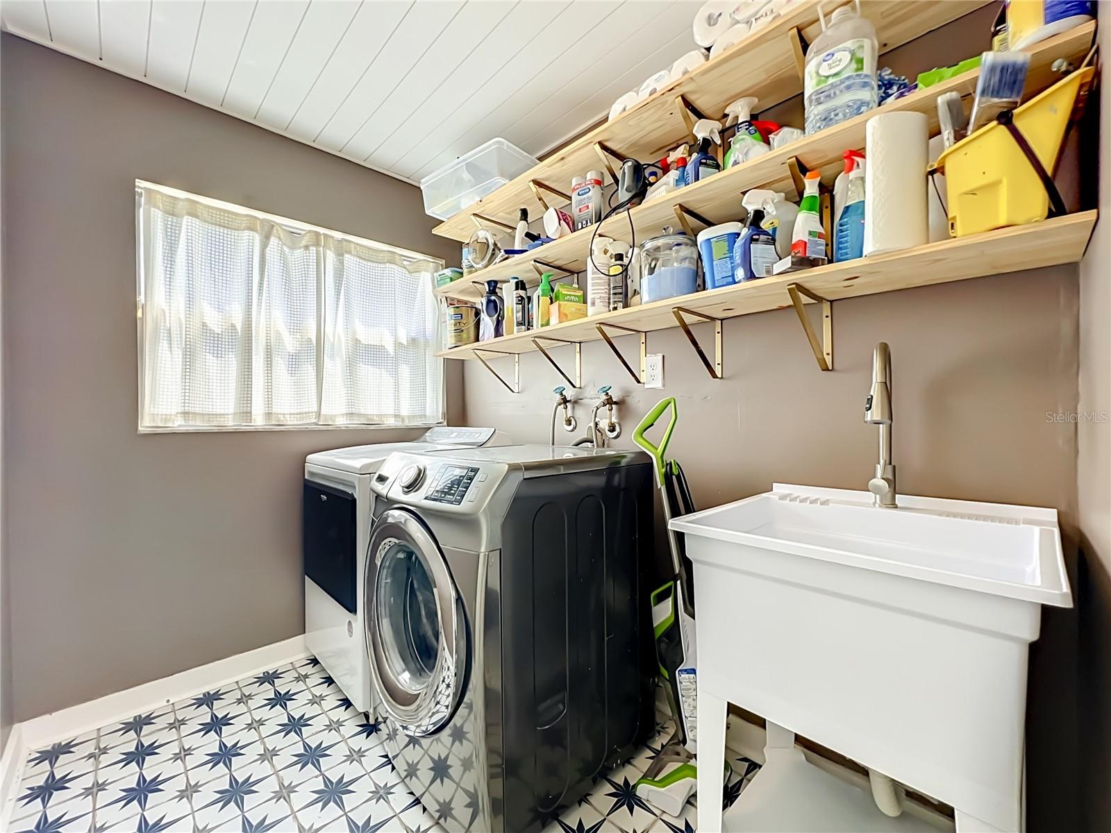 DEER RUN UNIT 12A - Residential