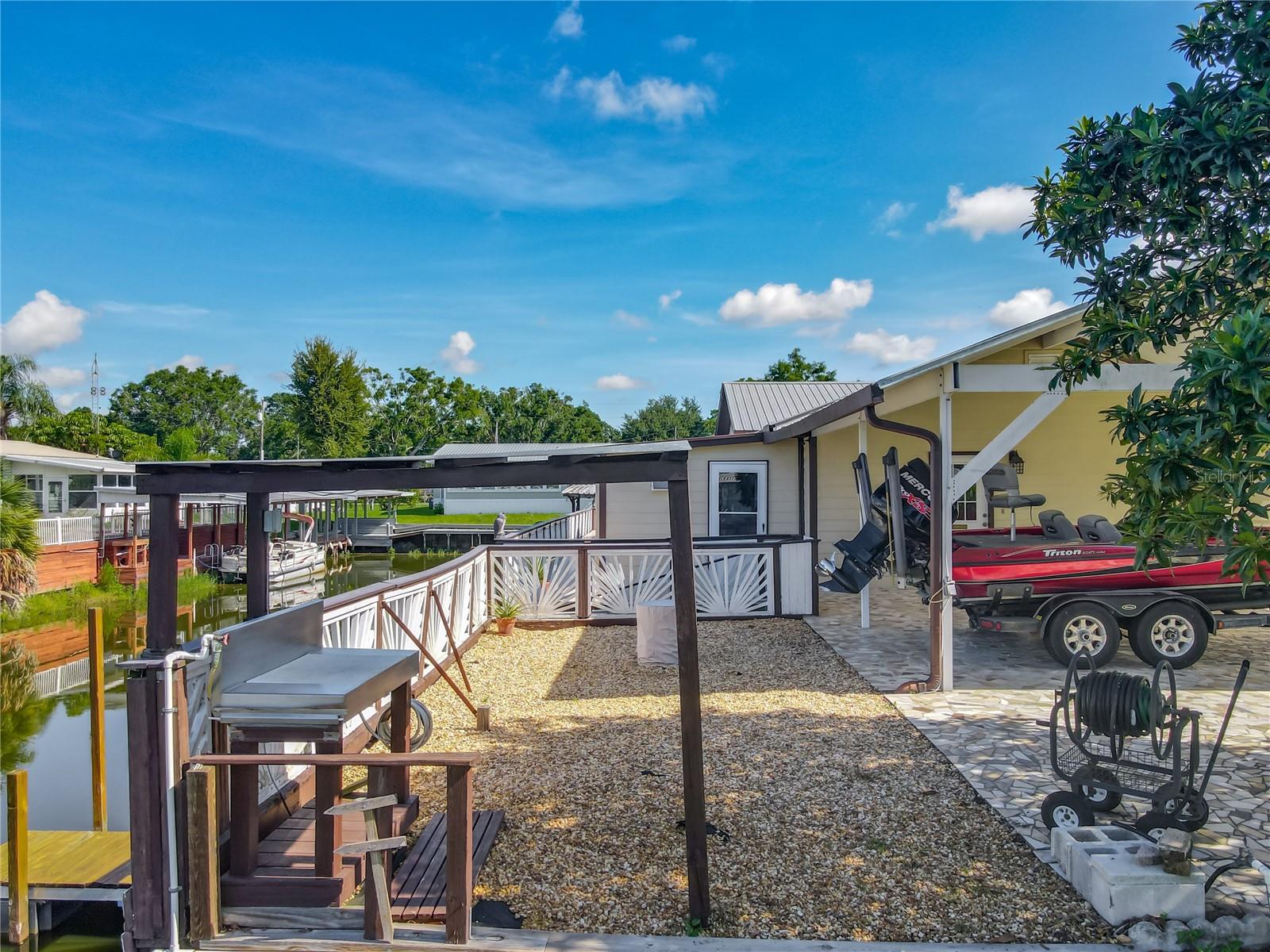 LAKE MARIAN SHORES - Residential