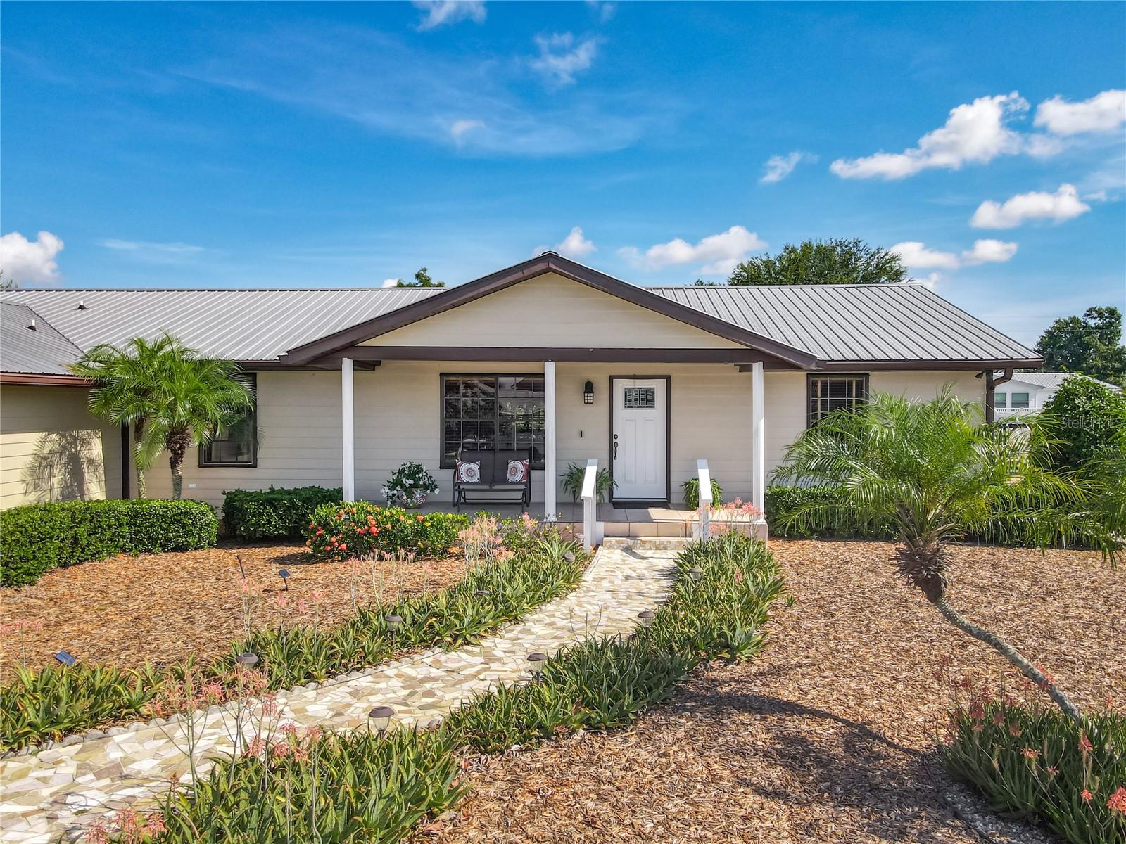 LAKE MARIAN SHORES - Residential