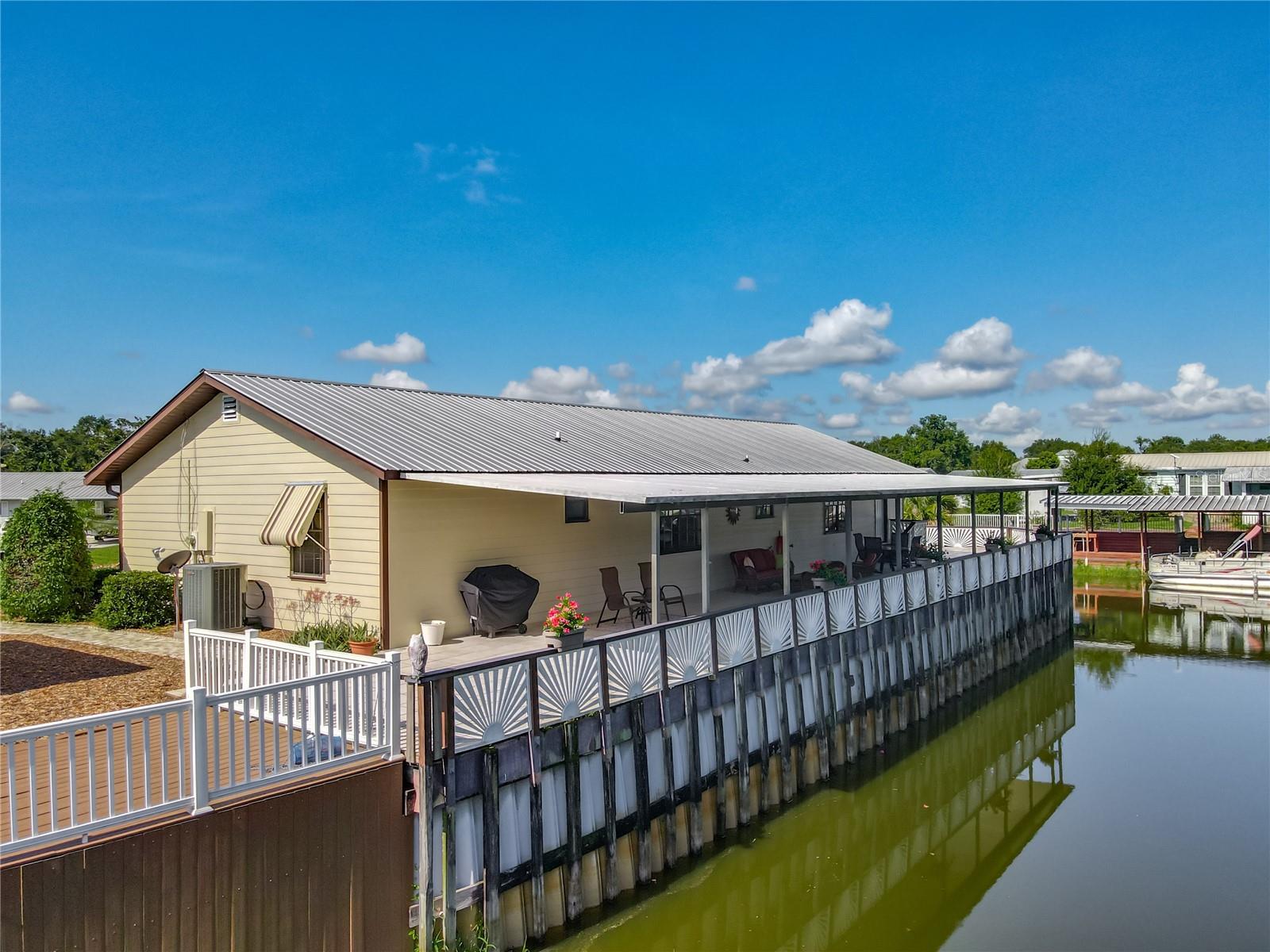 LAKE MARIAN SHORES - Residential
