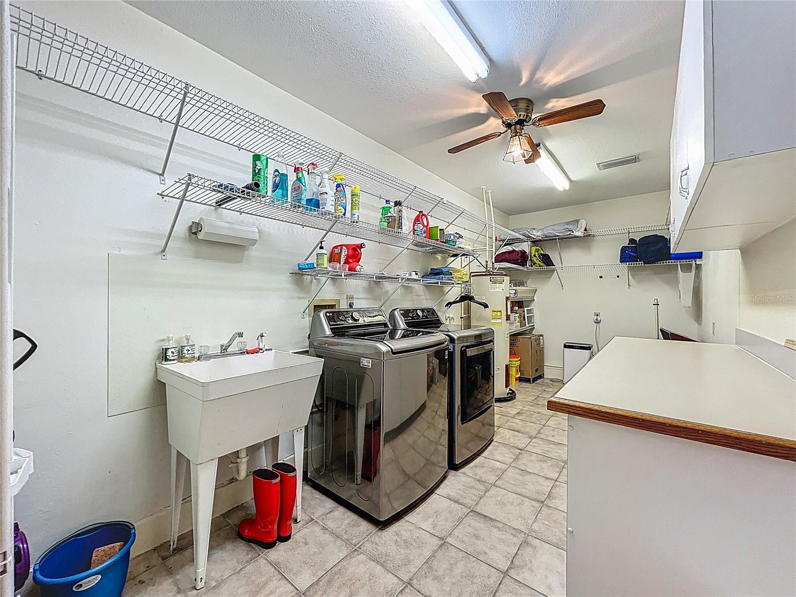 LAKE MARIAN SHORES - Residential