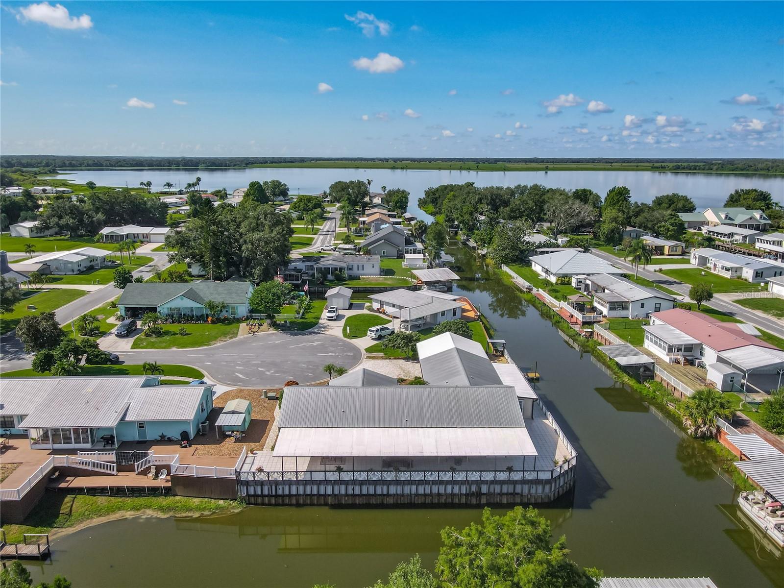 LAKE MARIAN SHORES - Residential