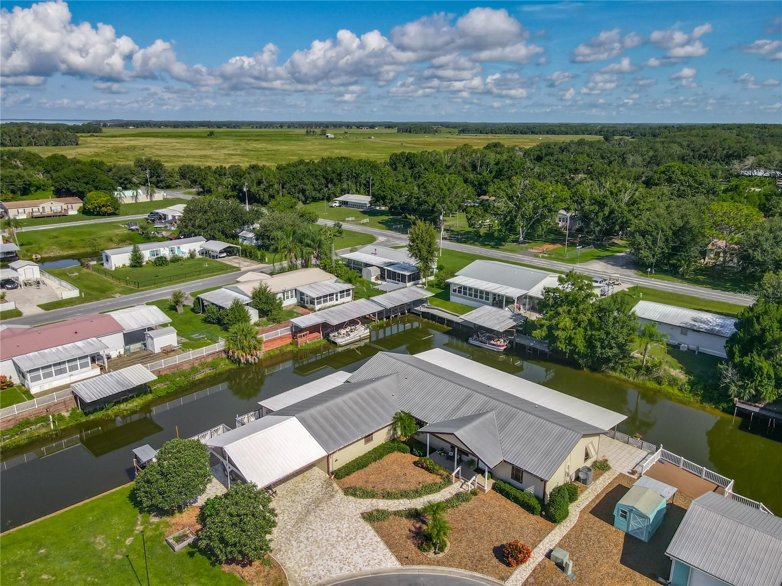 LAKE MARIAN SHORES - Residential