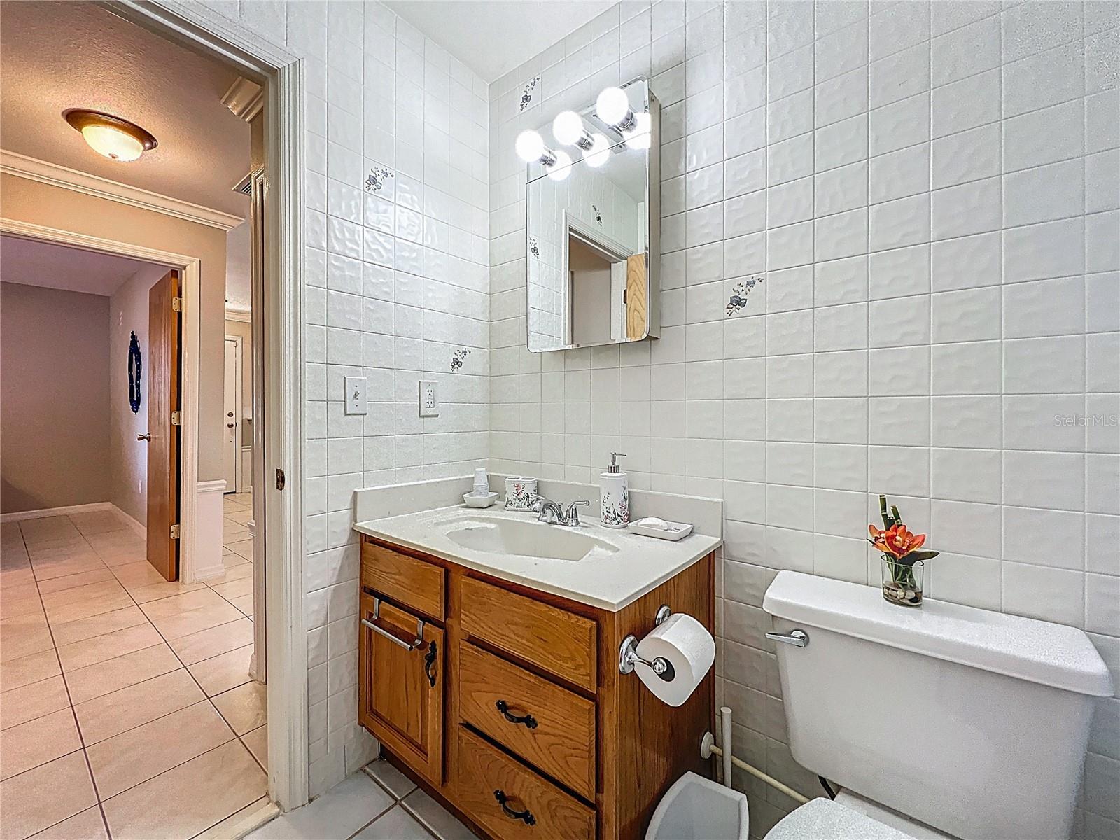 LAKE MARIAN SHORES - Residential