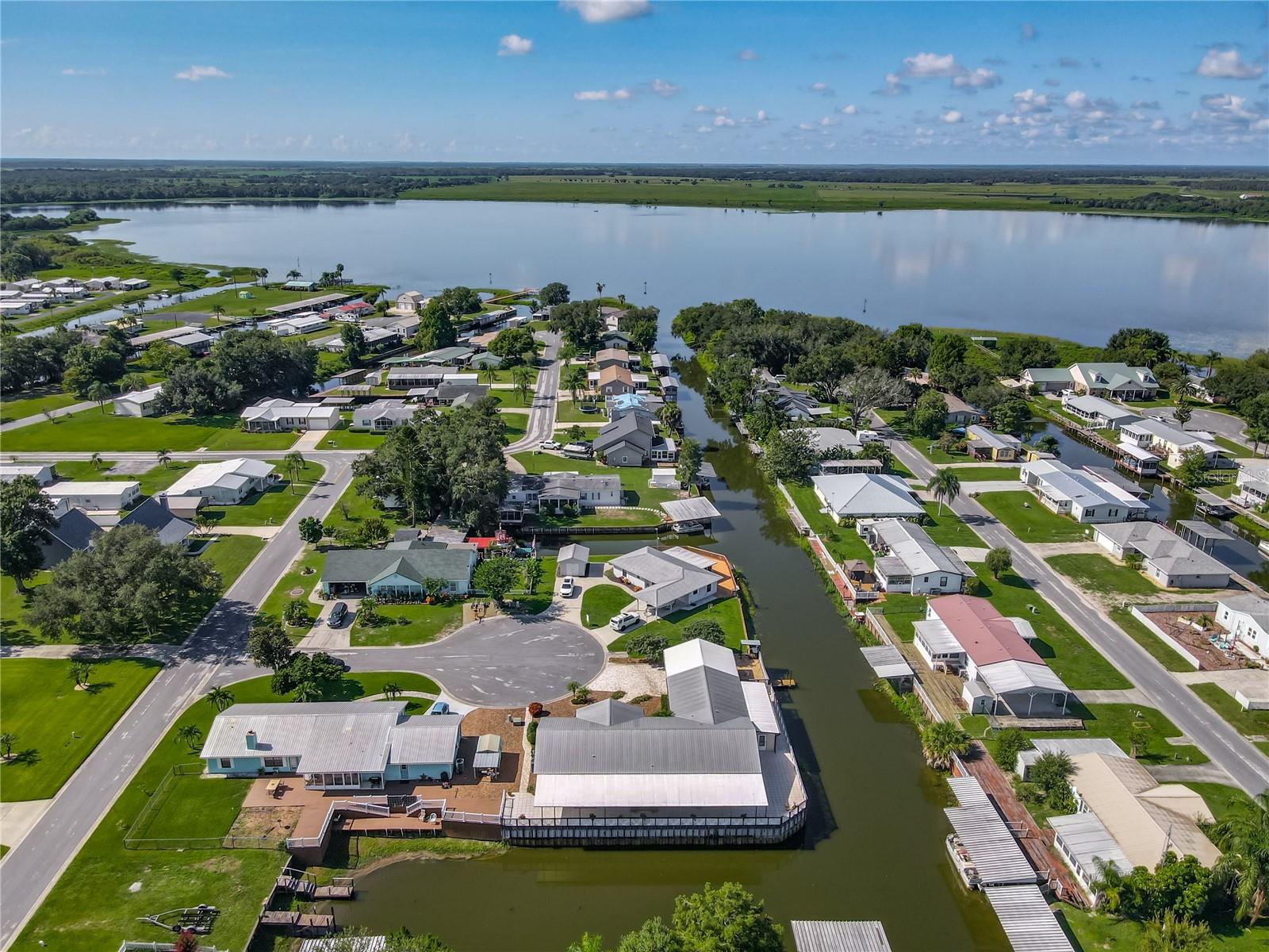 LAKE MARIAN SHORES - Residential