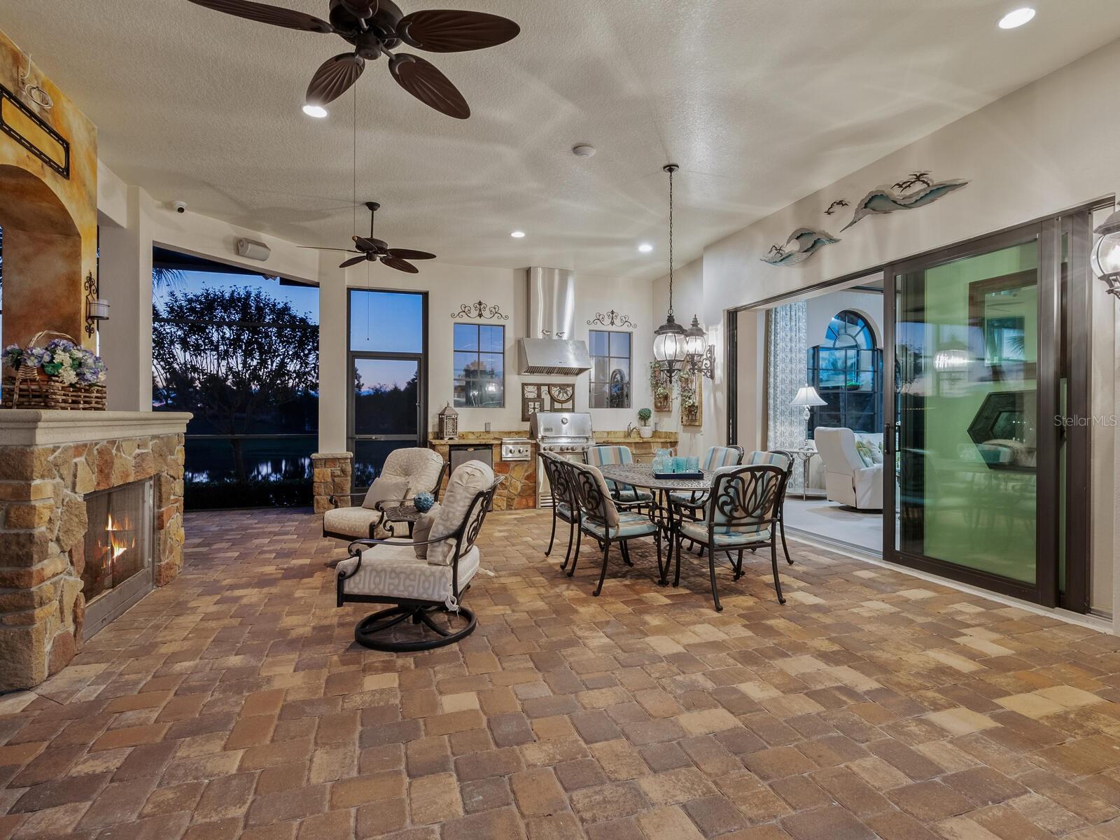 BOCA ROYALE - Residential