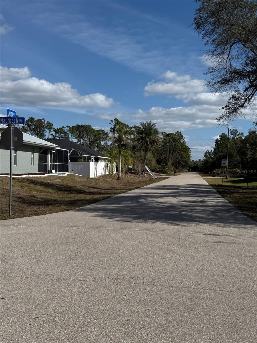 PORT CHARLOTTE SUB 07 - Land