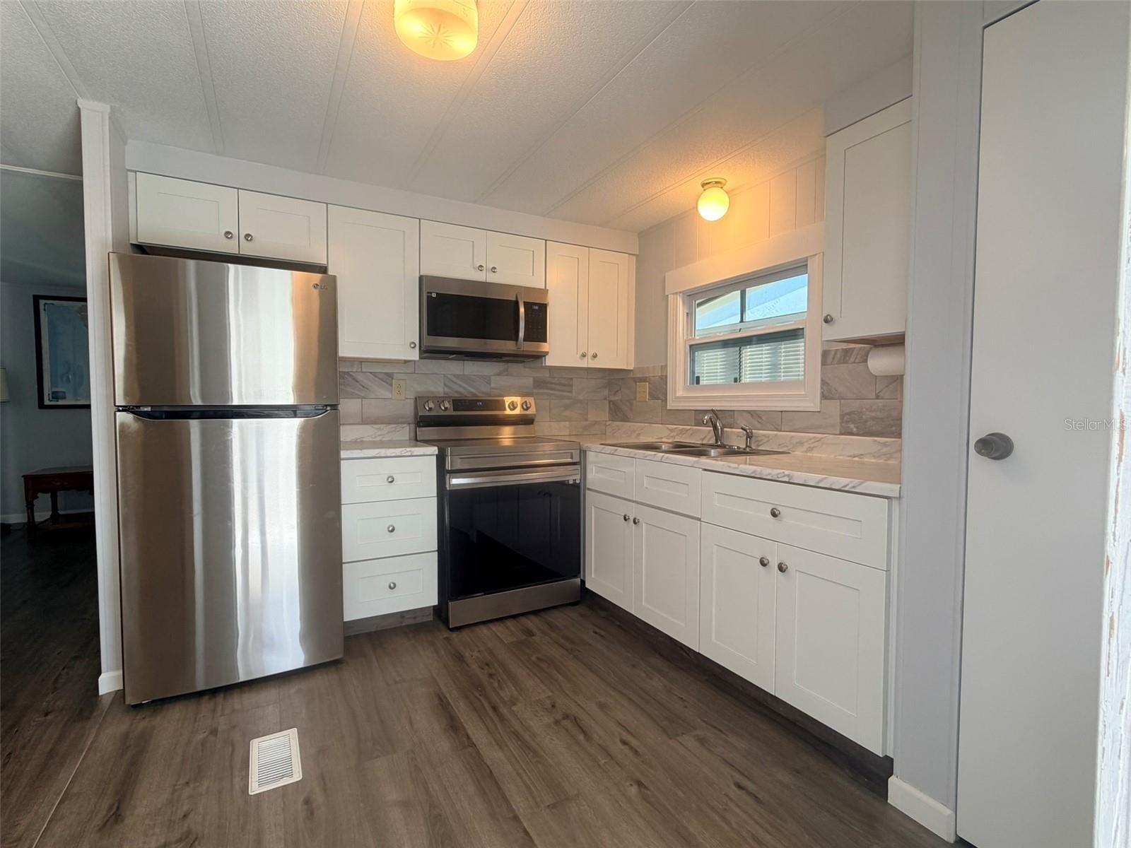 2191 CA D ORO DRIVE 38