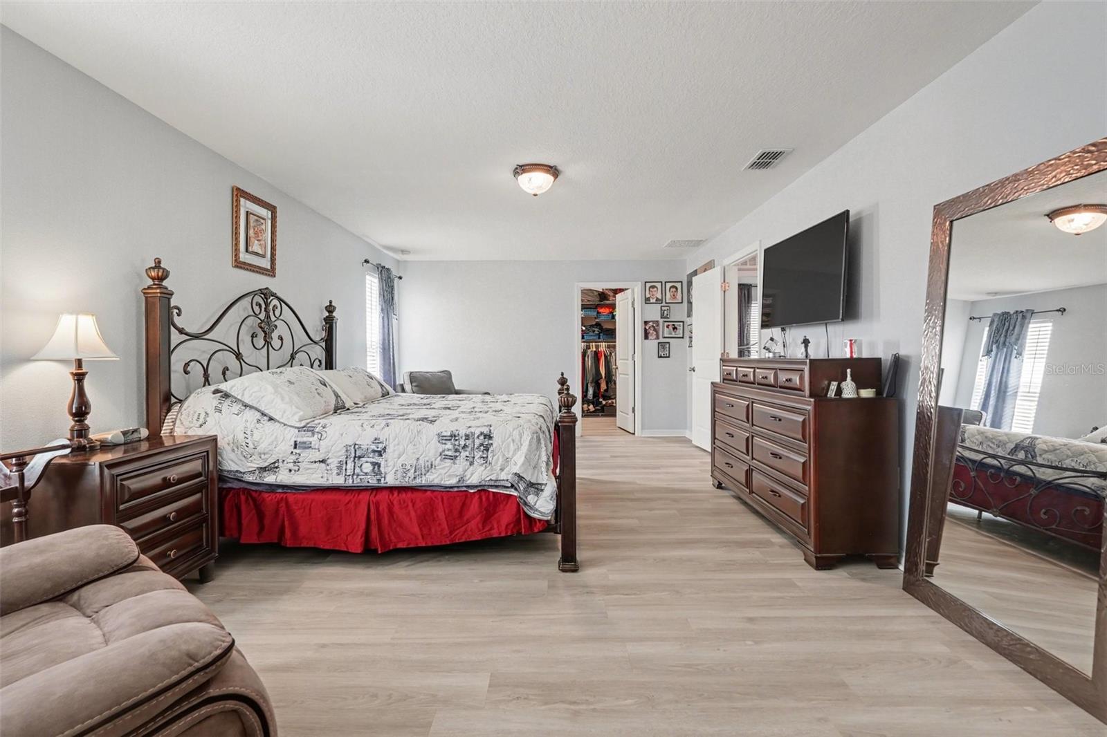 MIRABELLA - Residential