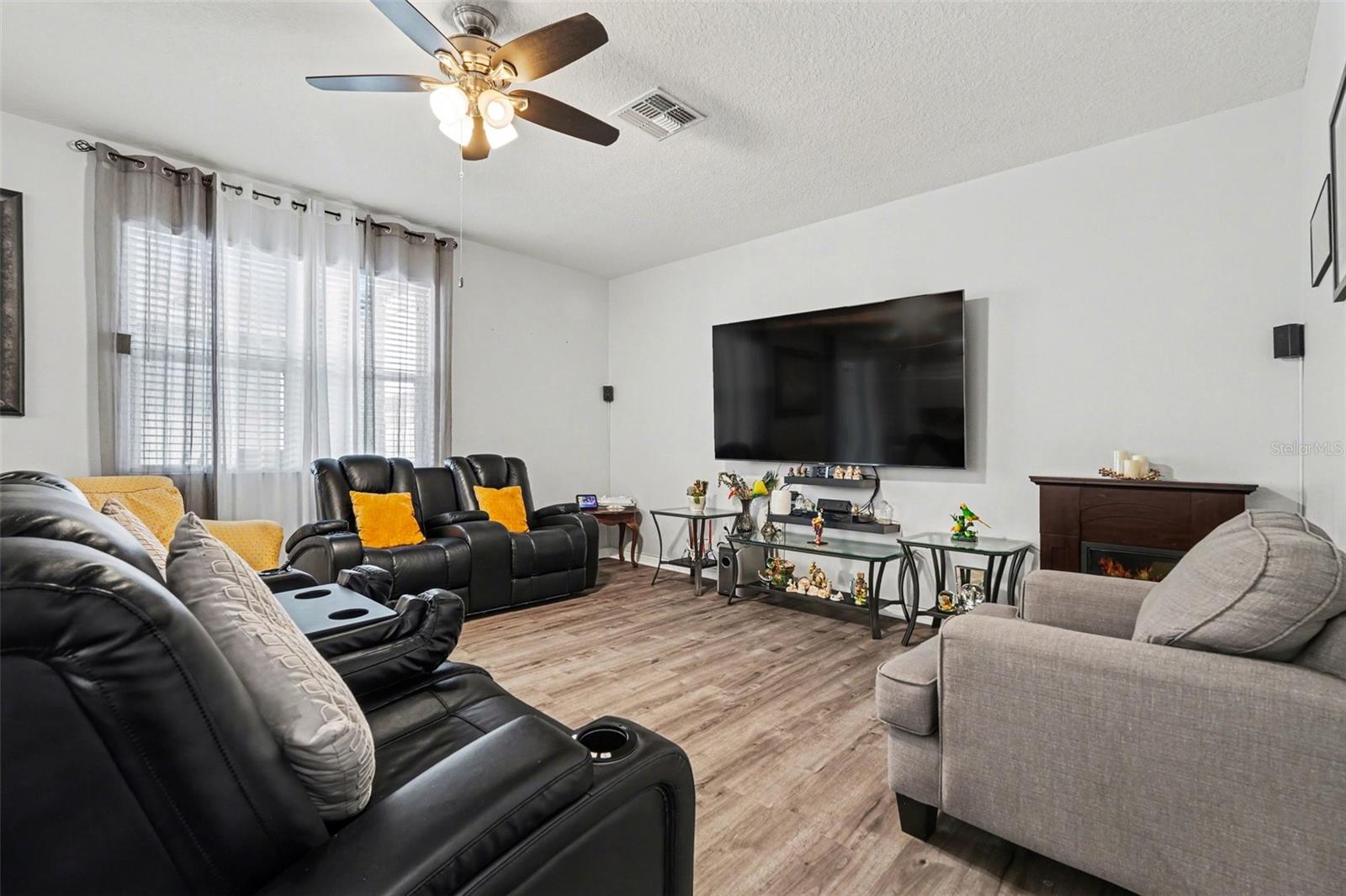 MIRABELLA - Residential