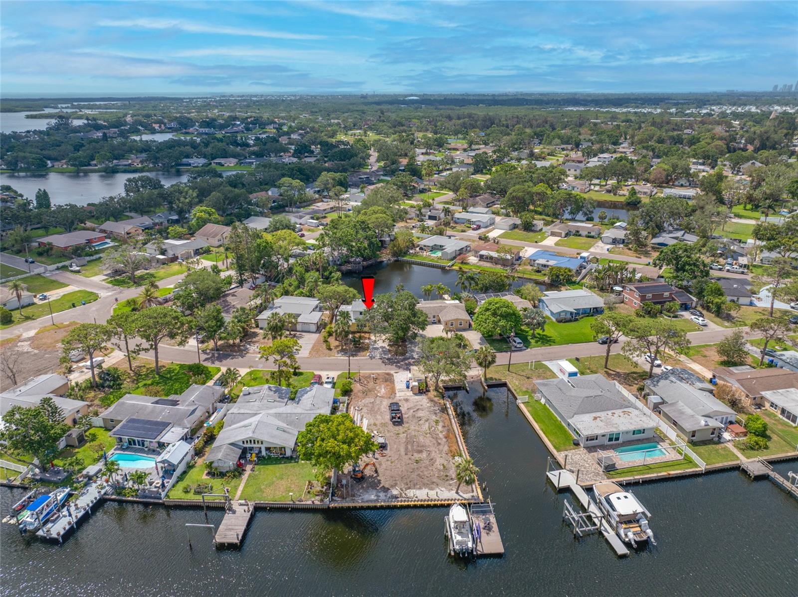 SUN-LIT SHORES - Residential