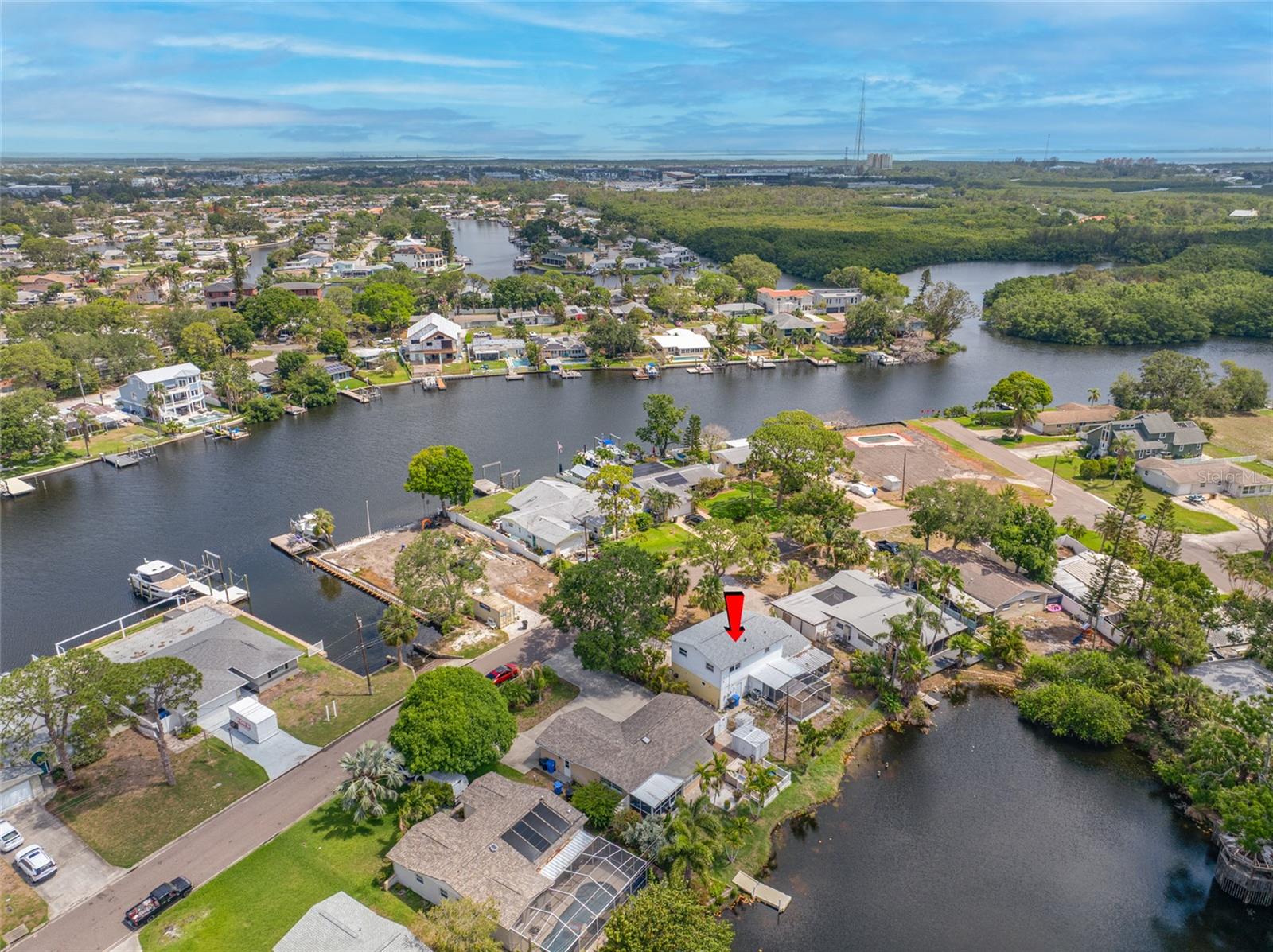 SUN-LIT SHORES - Residential