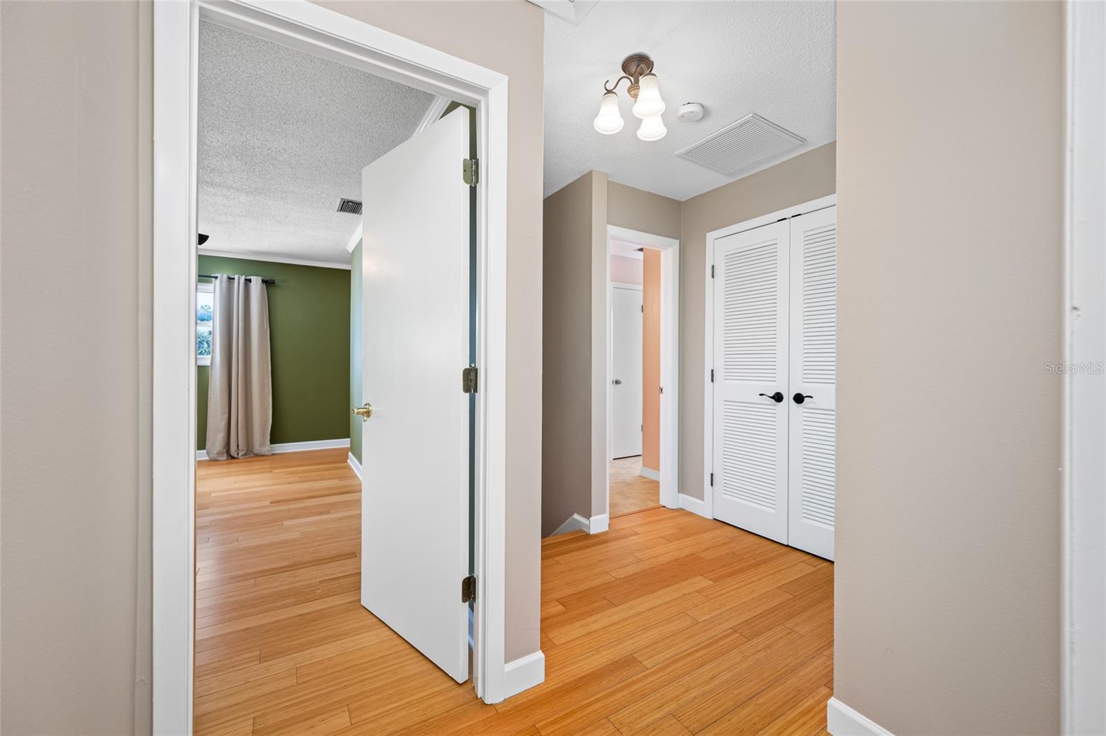 SUN-LIT SHORES - Residential