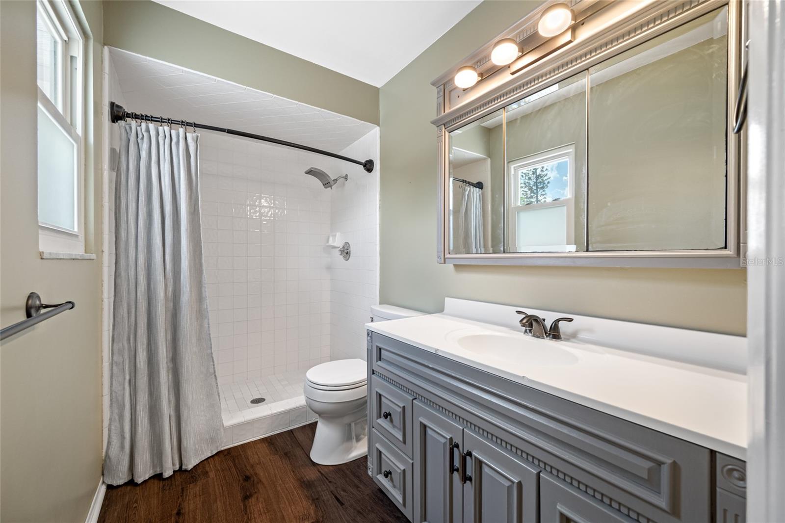 SUN-LIT SHORES - Residential