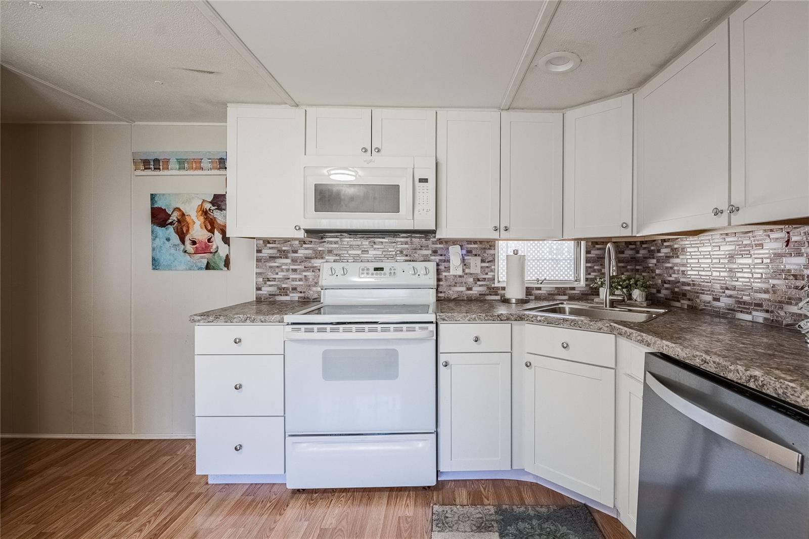 BETMAR ACRES - Residential