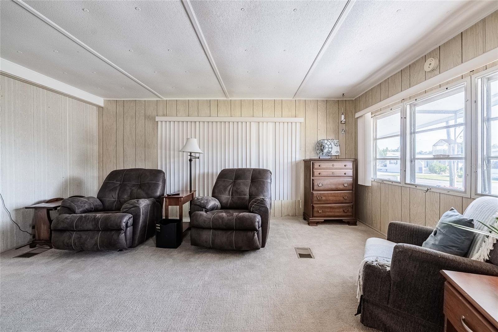 BETMAR ACRES - Residential