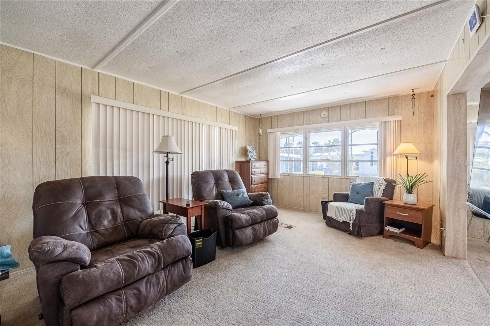 BETMAR ACRES - Residential