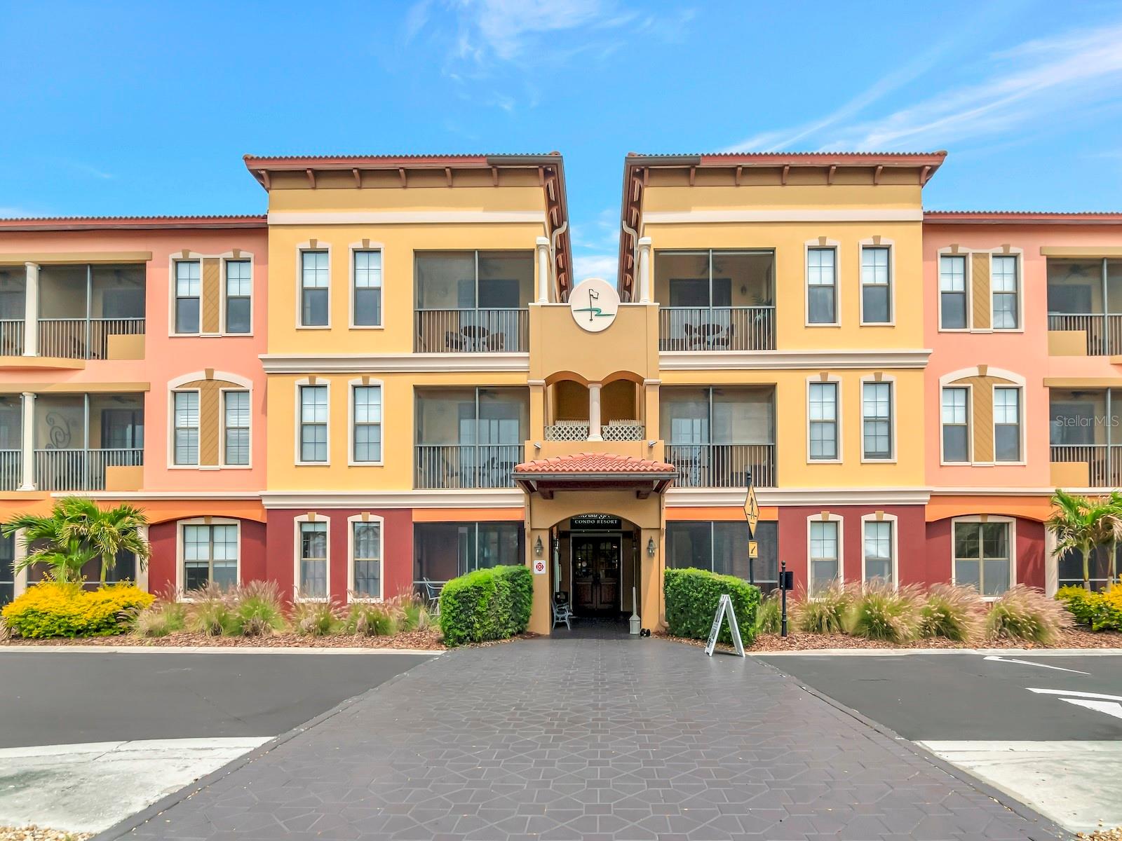 EMERALD GREEN VILLAS A CONDO - Residential Lease