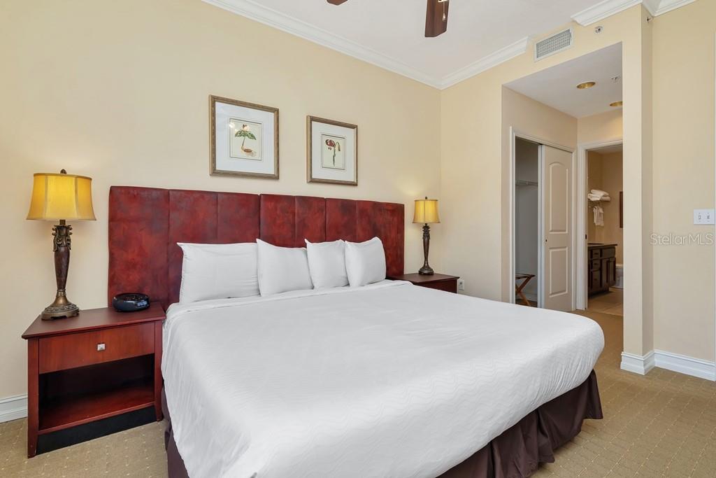 EMERALD GREEN VILLAS A CONDO - Residential Lease