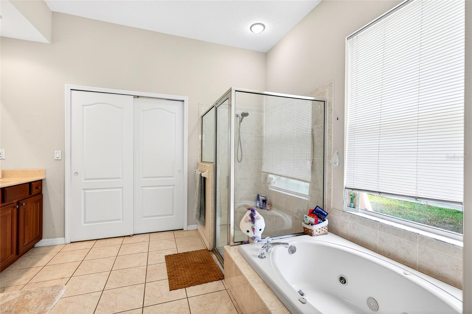 VALENCIA GARDENS PH 03 - Residential