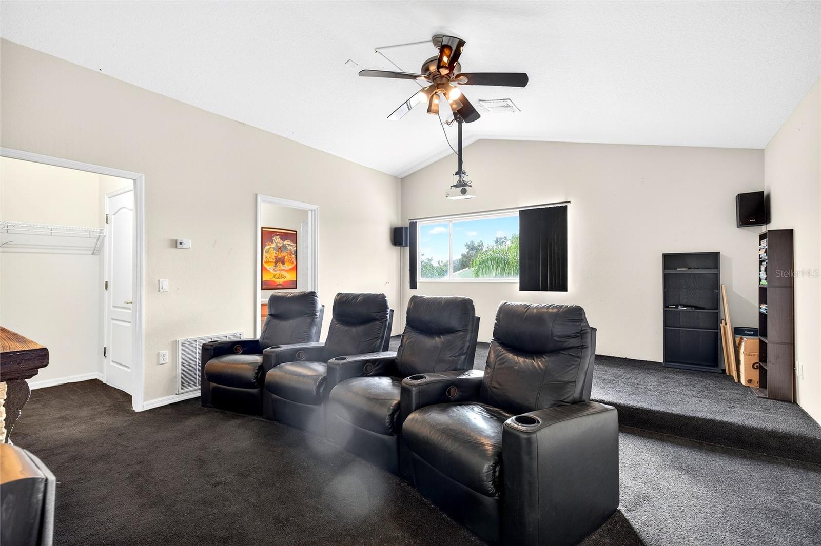 VALENCIA GARDENS PH 03 - Residential