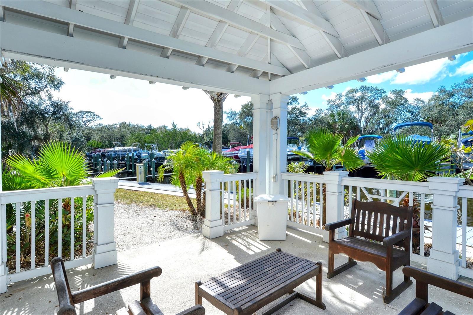 HARBORAGE ON BRADEN RIVER I PH III - Residential Lease