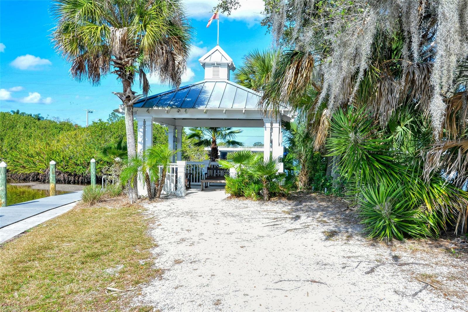 HARBORAGE ON BRADEN RIVER I PH III - Residential Lease