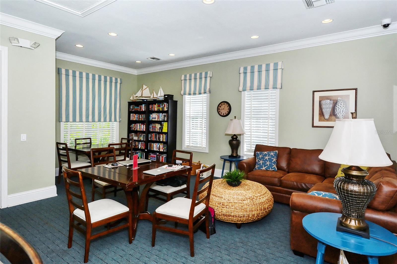HARBORAGE ON BRADEN RIVER I PH III - Residential Lease