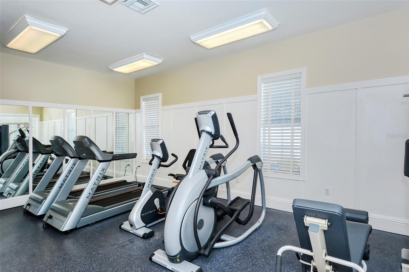 HARBORAGE ON BRADEN RIVER I PH III - Residential Lease
