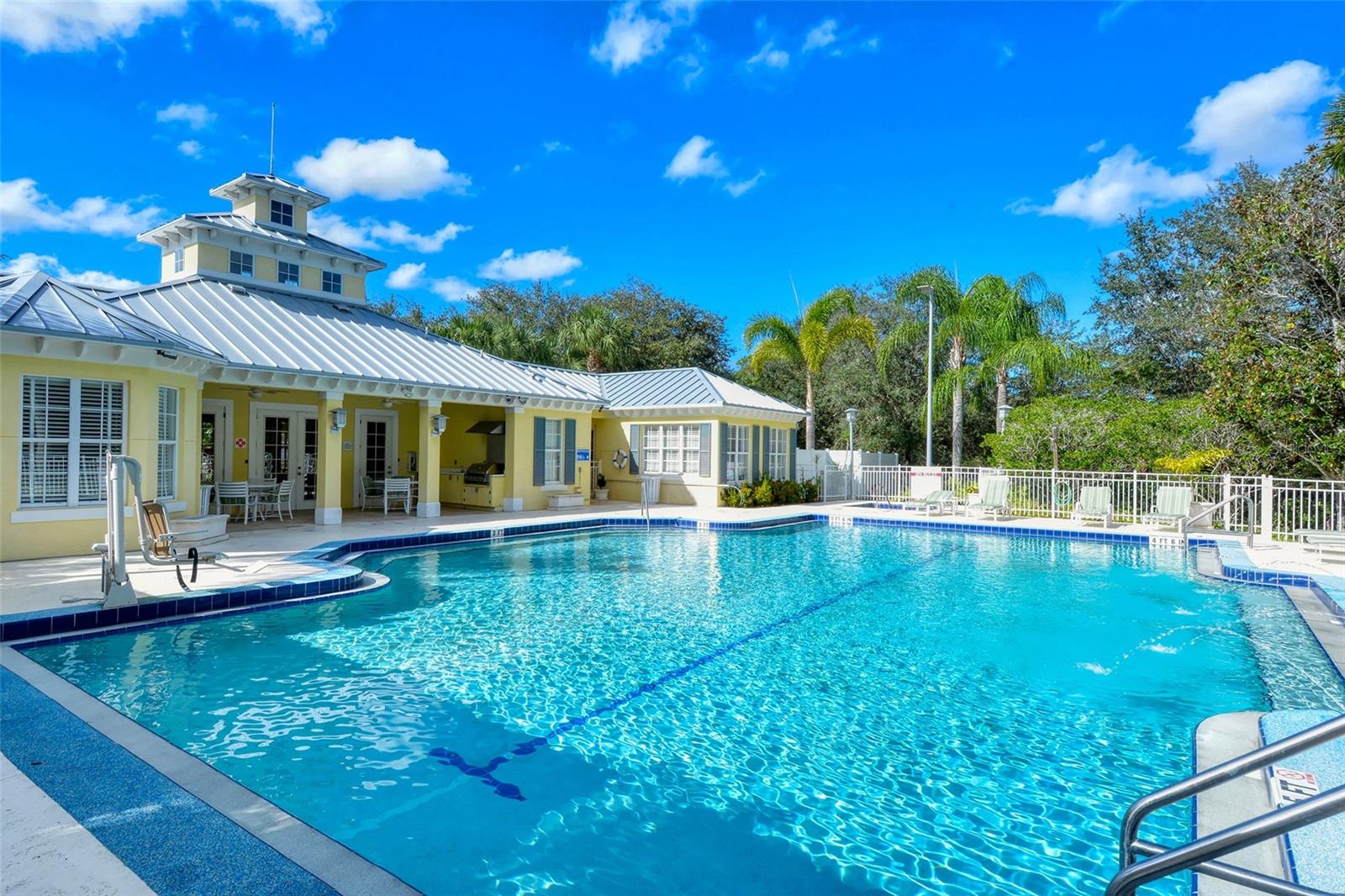 HARBORAGE ON BRADEN RIVER I PH III - Residential Lease